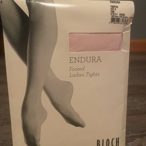 BLOCH Dance Women's Endura footed ladies tights size D color PINK